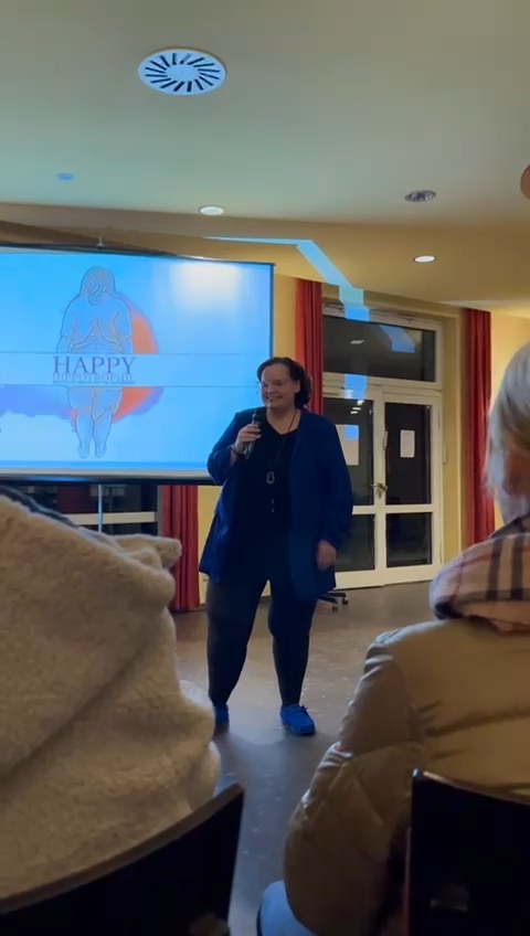 Lesung Happy Hippotrophie mit Tina Mareike Kuschel Adipositas Selbsthilfegruppe